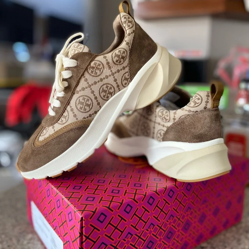 👟💗TORY BURCH 👟T MONOGRAM GOOD LUCK TRAINER Size 8 - Picture 3 of 14